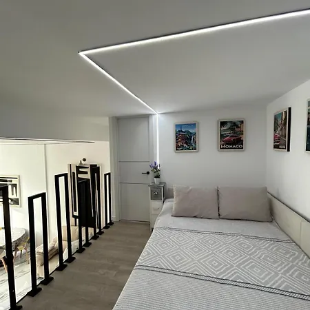 Διαμέρισμα Luxury Capri Duplex