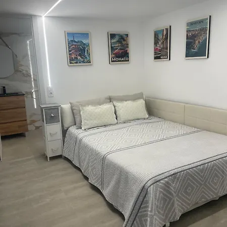 Luxury Capri Duplex Διαμέρισμα *